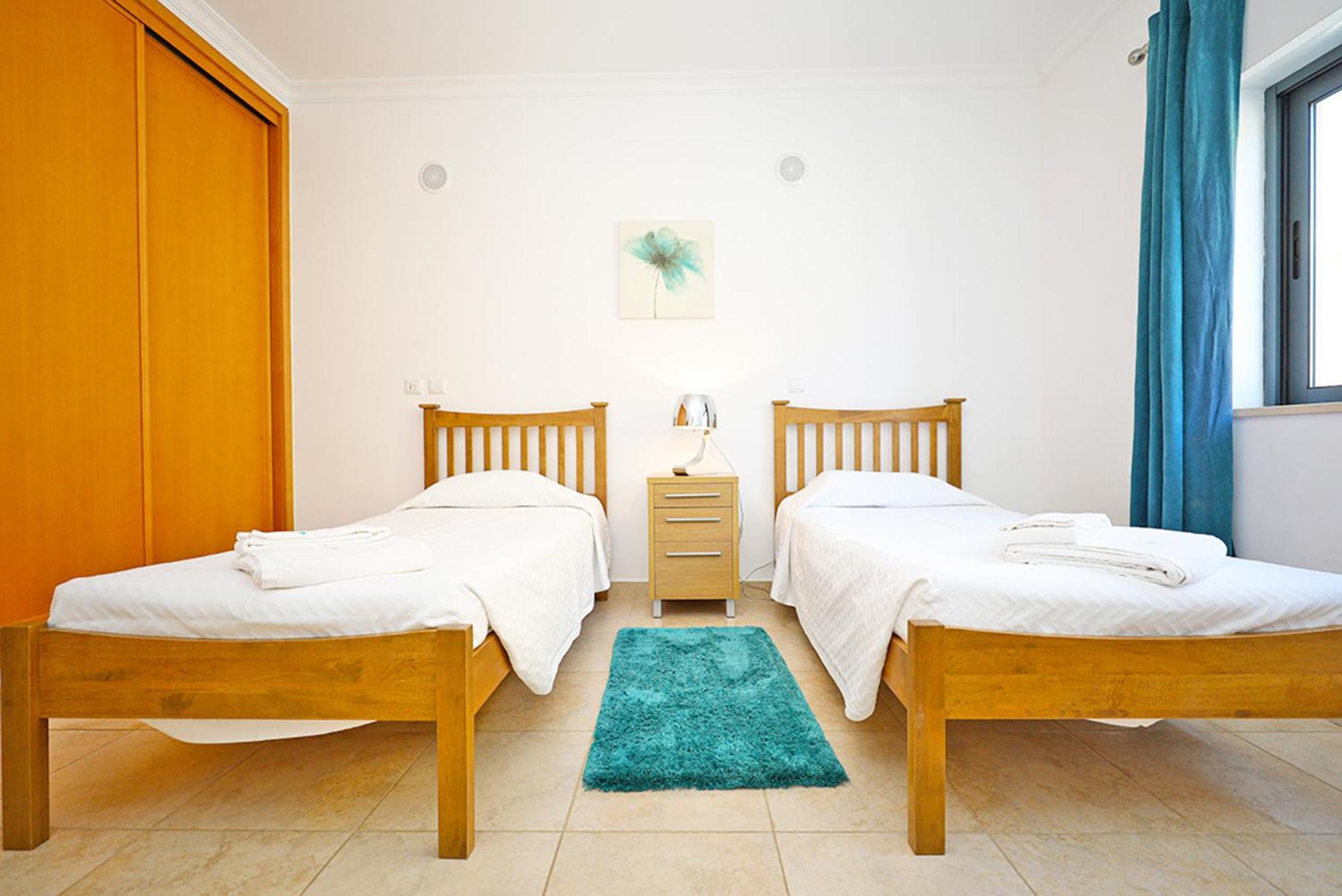 Lagos Central Wellness Habitación foto