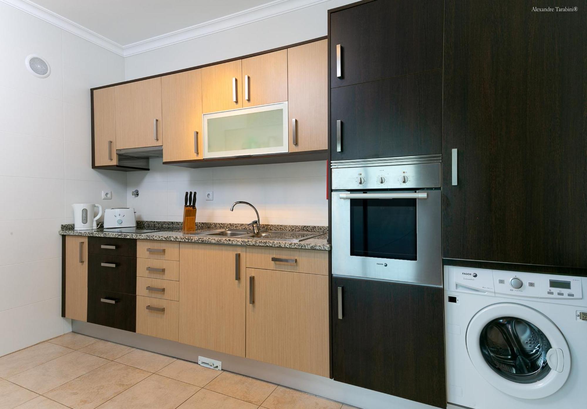 Lagos Central Wellness Habitación foto